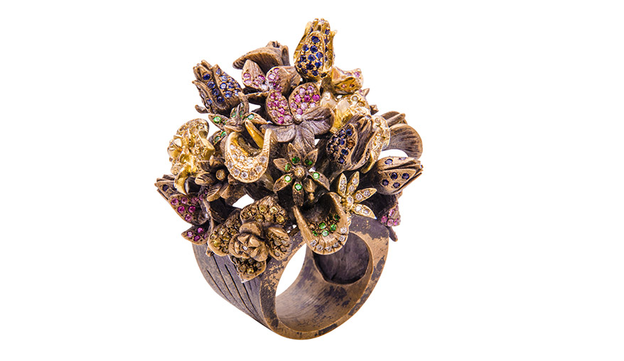 Blooms and Bouquets Adorn Jewelry as Spring Makes Its Approach