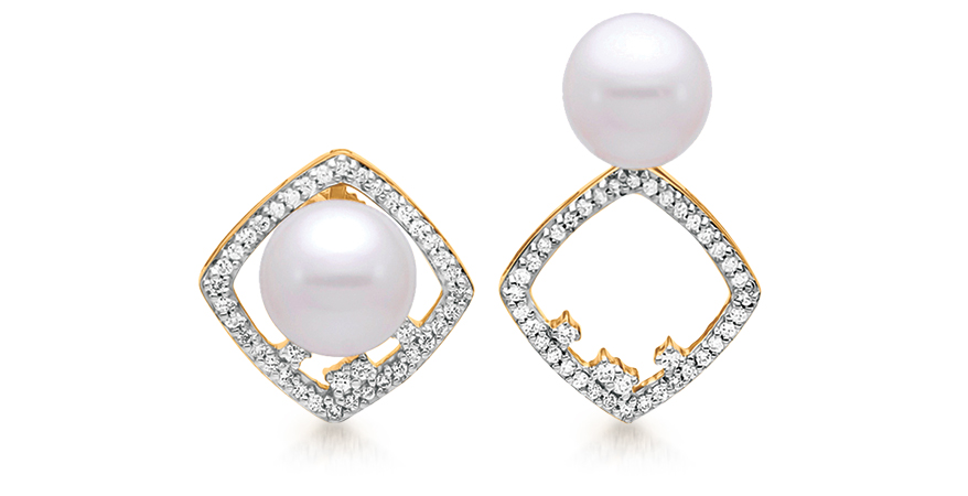 Pearl earrings from Mastoloni