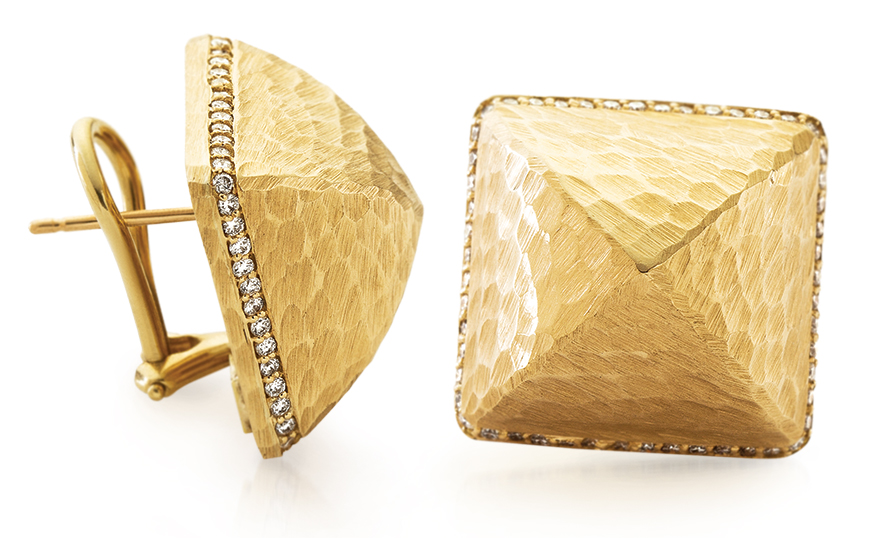 Hammered yellow gold earrings from Dana Bronfman