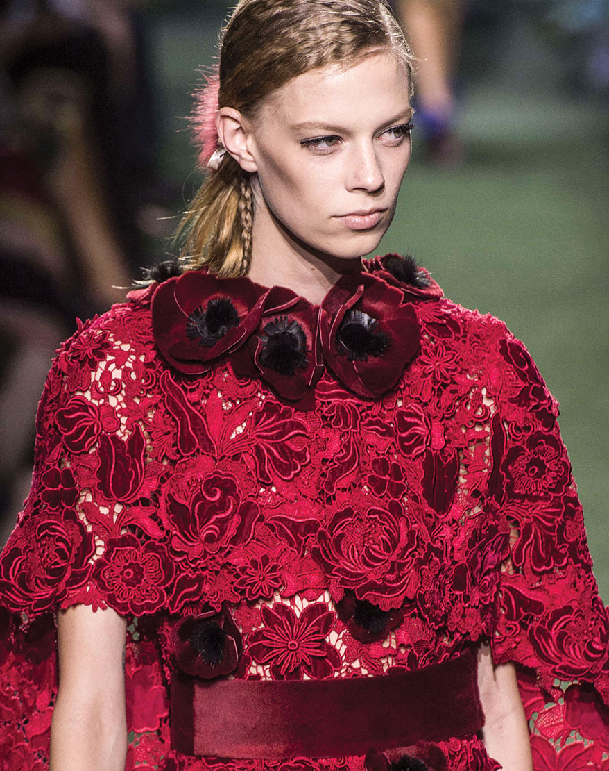 Winter Florals Take Bloom on Runways and in Jewelry Design