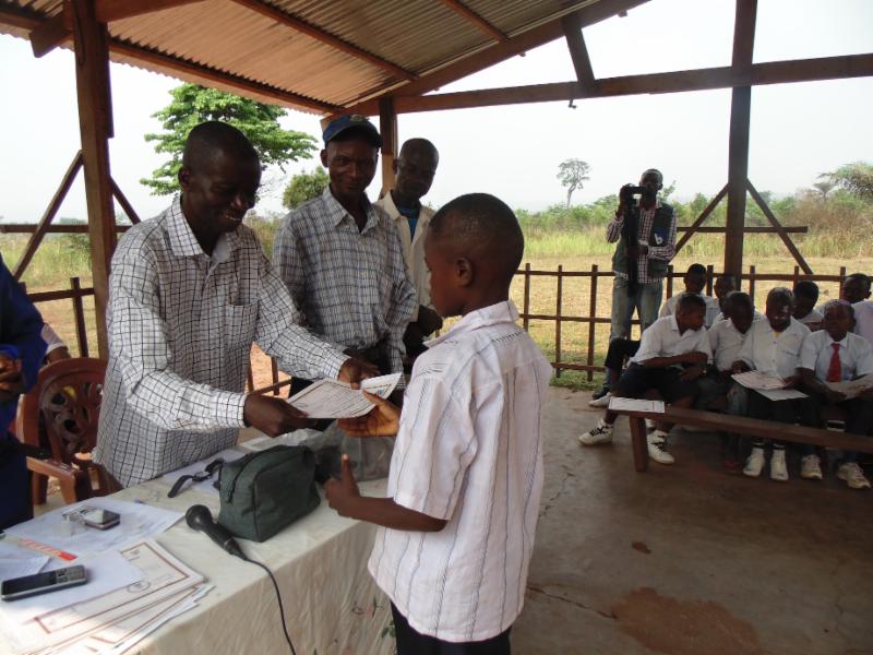 Brilliant Earth Continues to Support Students in DRC