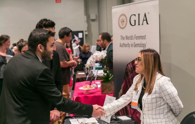 GIA Jewelry Career Fair Draws More Than 550 Attendees