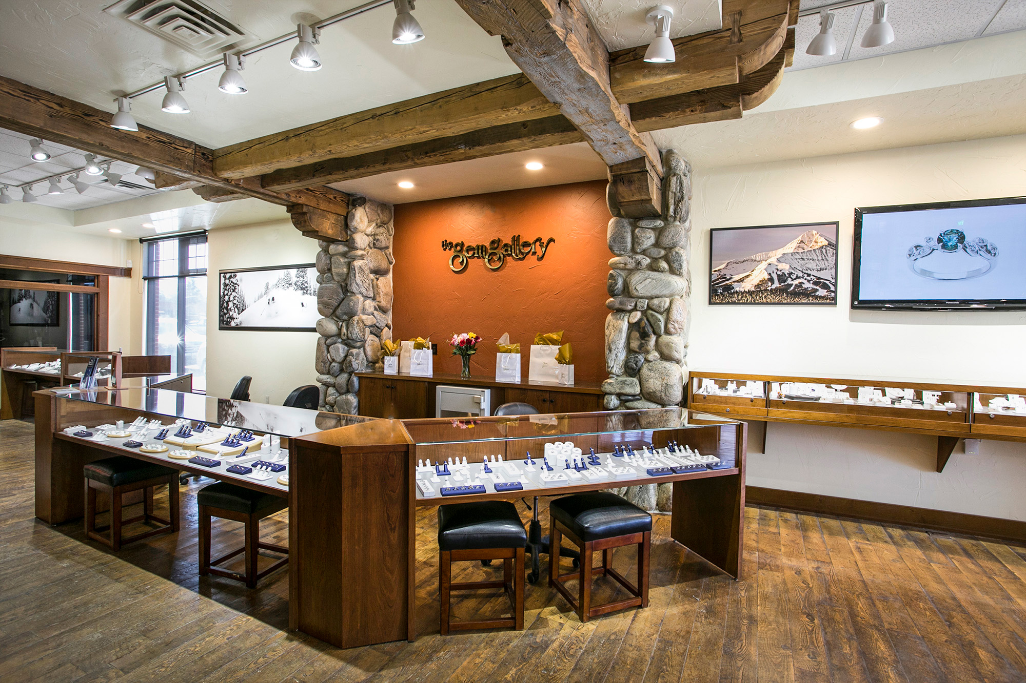 Cool Store: The Gem Gallery