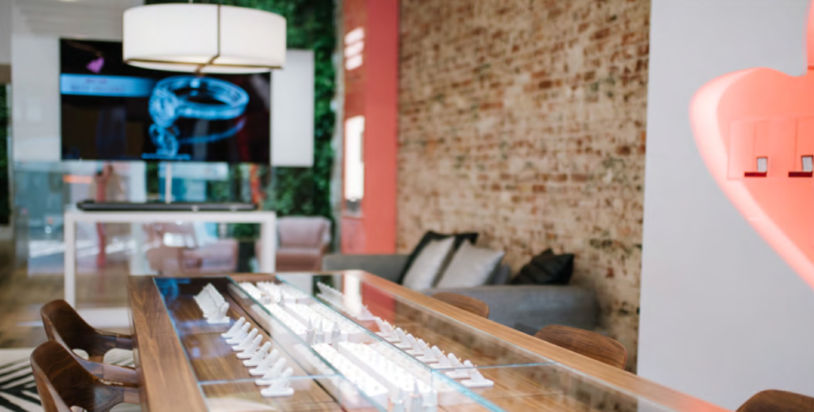 How Independent Jewelers Can Build a Strong Brand in a High-Tech World