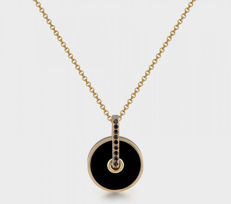 From Pendants to #NeckMess, These Necklace Styles Are Turning Heads