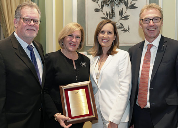 Susan Jacques Receives Schechter Award From JVC … and More Jewelry Industry Award Winners