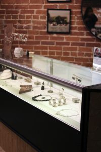 MAKE MADE Jewelry interior