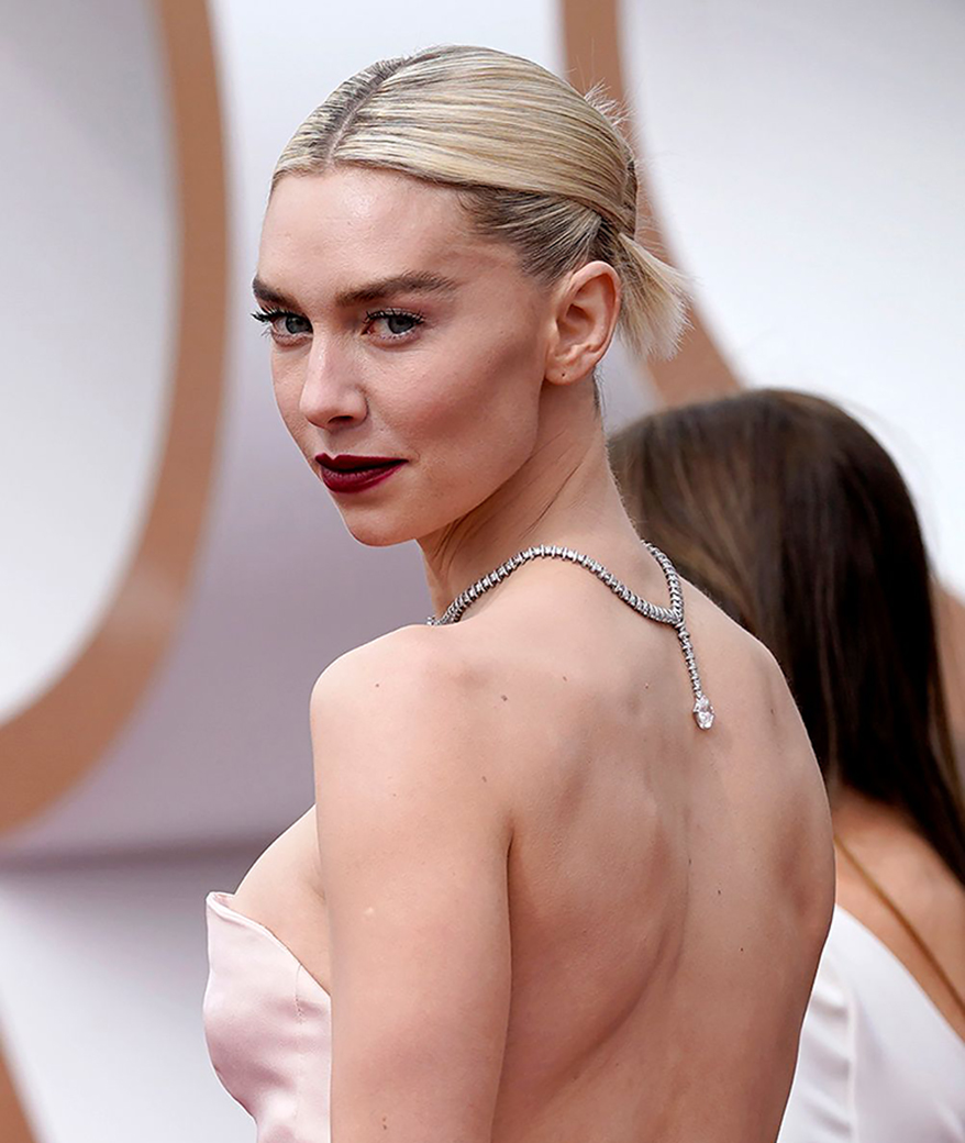 Vanessa Kirby wearing a Cartier diamond and platinum necklace at the 2021 Oscars.