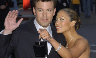 Photo of Ben Affleck and Jennifer Lopez wearing the first engagement ring the pink diamond, courtesy of Shutterstock at the premiere of Daredevil in 2003.