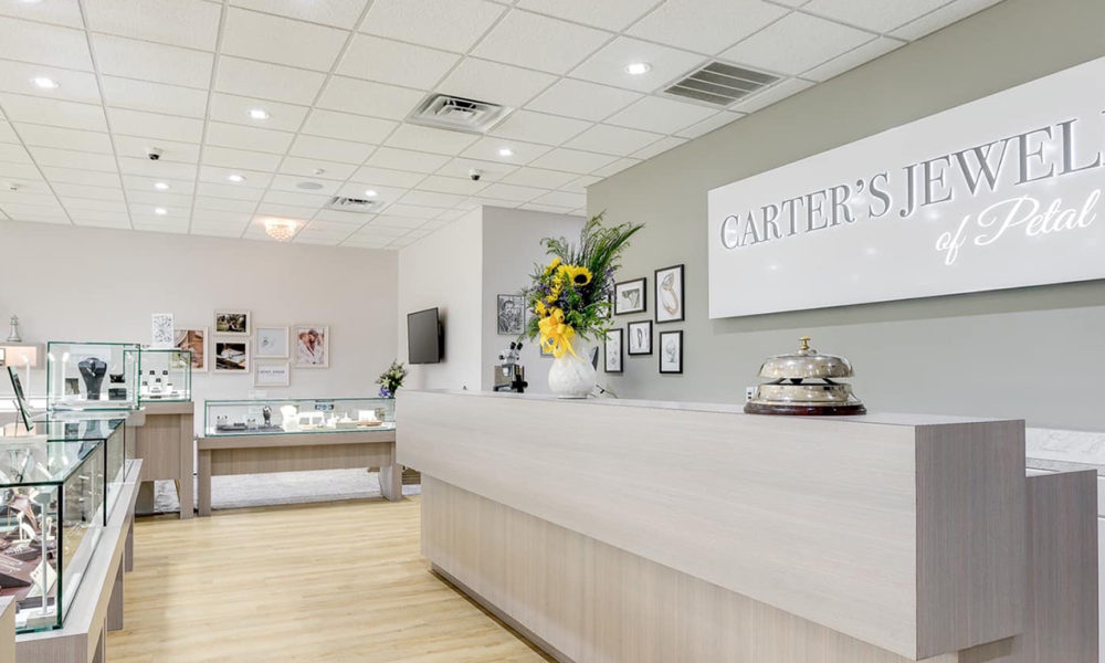 Carter’s Jewelry of Petal interior