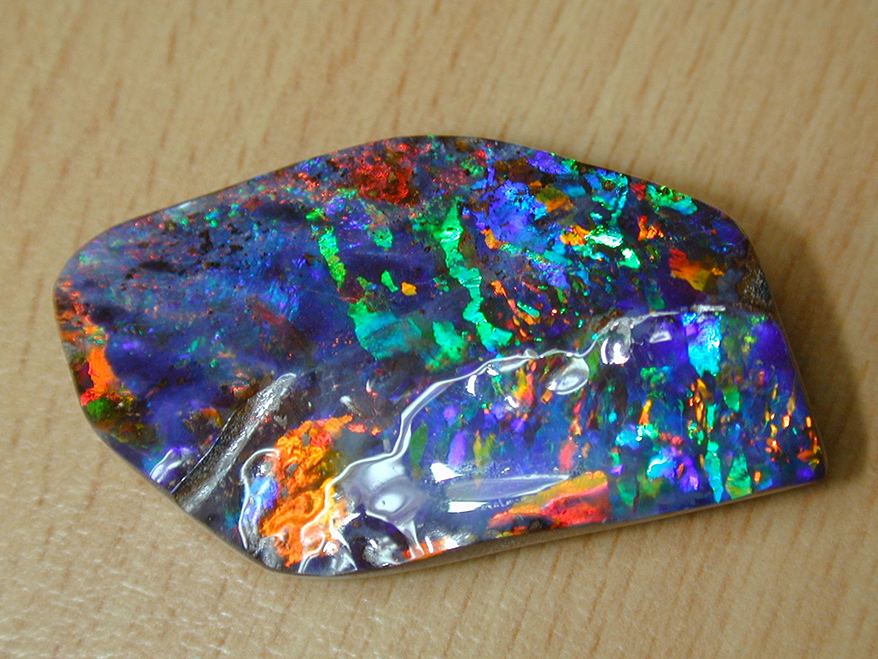 This Is What They Call a Gemstone in Australia — No Clarity, Crystals and Odd Accents
