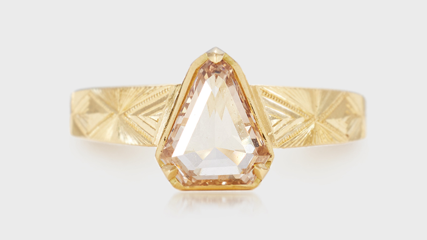 18K yellow gold ring with champagne diamond (1.17 TCW).