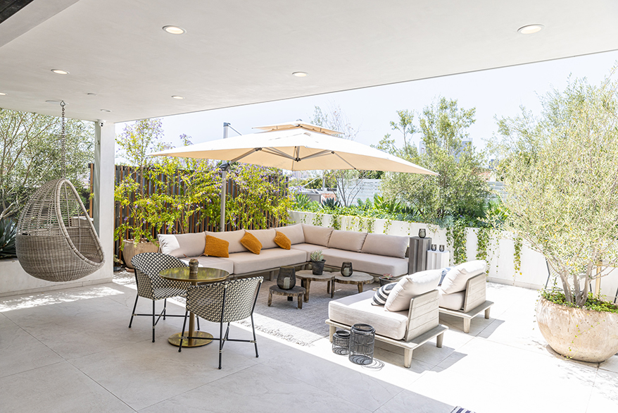 A rooftop garden lounge is as welcoming to staff as it is to clients.