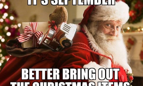 23 Relatable Memes About Working Holiday Retail