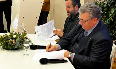 Gaetano Cavalieri (right), President of the World Jewellery Confederation (CIBJO) and Burak Yukin, President of the Turkish Jewellery Exporters' Association, signing the MOU between the organizations in Vicenza on January 21, 2023.