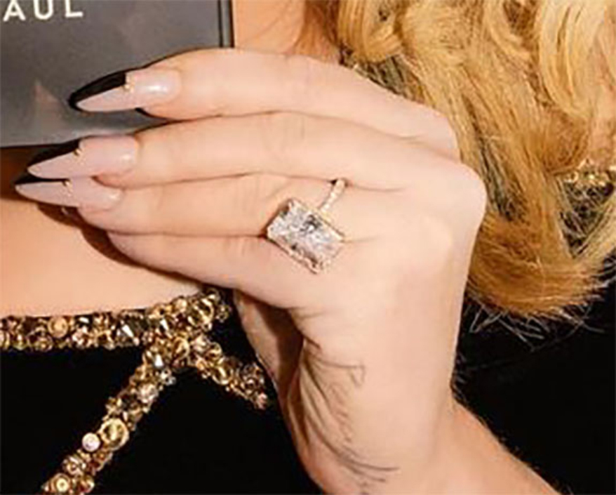 Is Adele Engaged? 54.7M Instagram Followers Think So After Seeing This Post