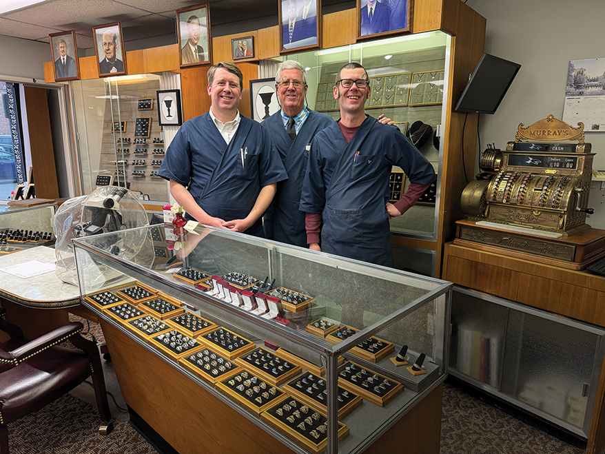 Patented Tulip Ring System Drives Business for Indiana Jeweler