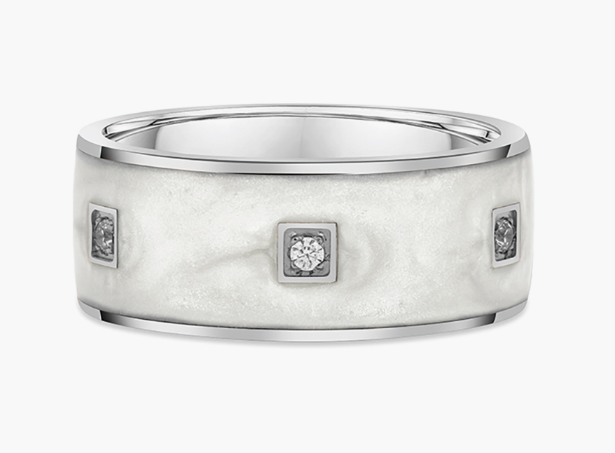 Dora International Silver ring