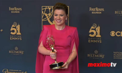 Judge the Jewels: Kelly Clarkson Pops in Power Pink With Mason &#038; Books Jewels