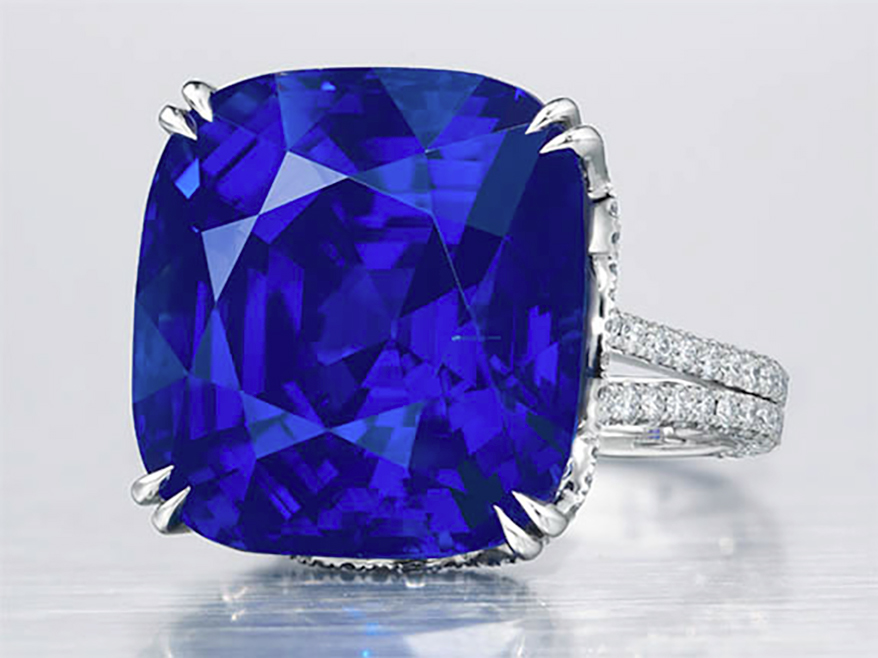 &lsquo;The Regent Kashmir&rsquo; Breaks Sapphire Price Record at Christie&rsquo;s Hong Kong