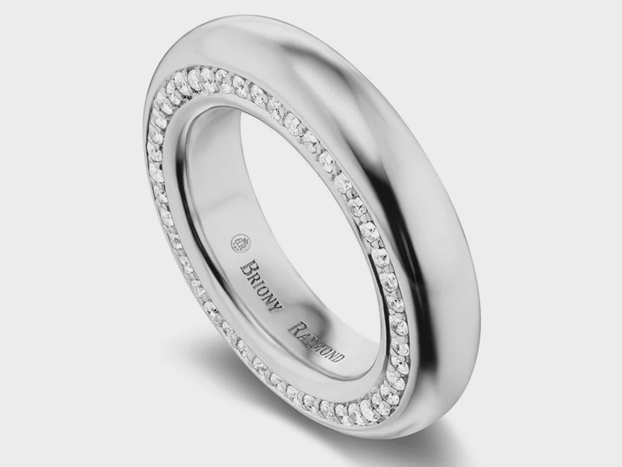 Meryl Streep Reprises Her Role in <em>The Devil Wears Prada 2</em> in Trendworthy Yet Timeless Jewelry