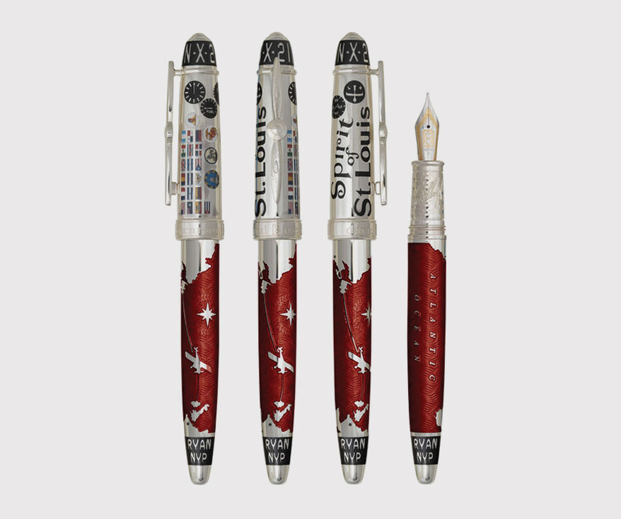 From Handbags Inlaid With Real Jewels to a Journal for Jewelry Lovers, Ths is the Latest Gear for Jewelry Pros