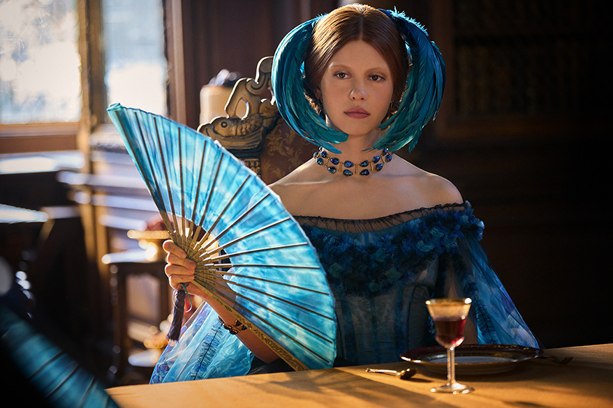 Mia Goth Wears Rare Tiffany Archival Jewelry in Netflix&rsquo;s <em>Frankenstein</em>