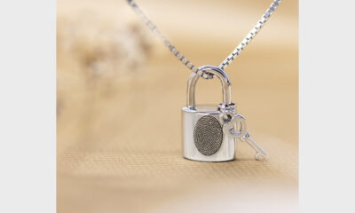 Kin &#038; Pebble Announces New Lock &#038; Key Pendant