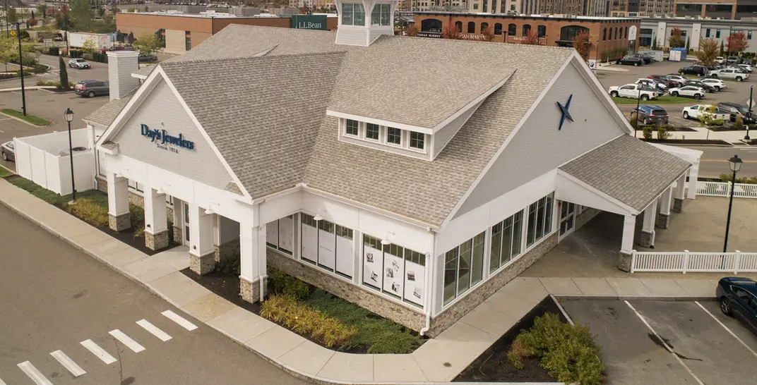 Day&#8217;s Jewelers Opens Ninth Location at New Hampshire Shopping Destination