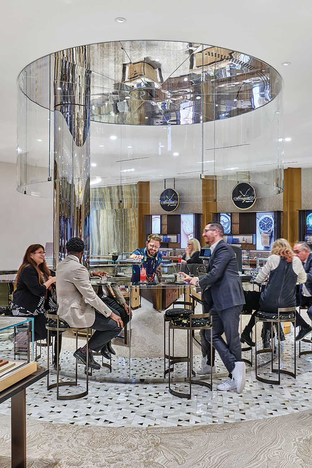 5 Jewelers Winning Over Customers With In-Store Bars