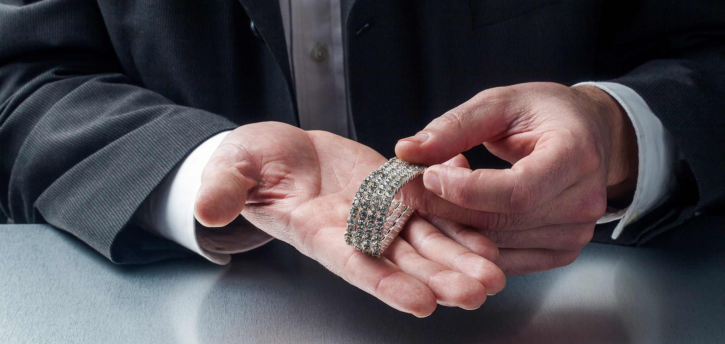 How to Sell Diamond Jewelry: 37 Ret...