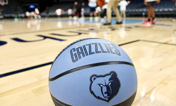 &lsquo;Once in a Lifetime&rsquo;: Basketball & Bling Event Gives Underserved Youth a Behind-the-Scenes NBA Experience